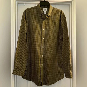 L.L. Bean Traditional Fit Long Sleeve Olive Green Shirt